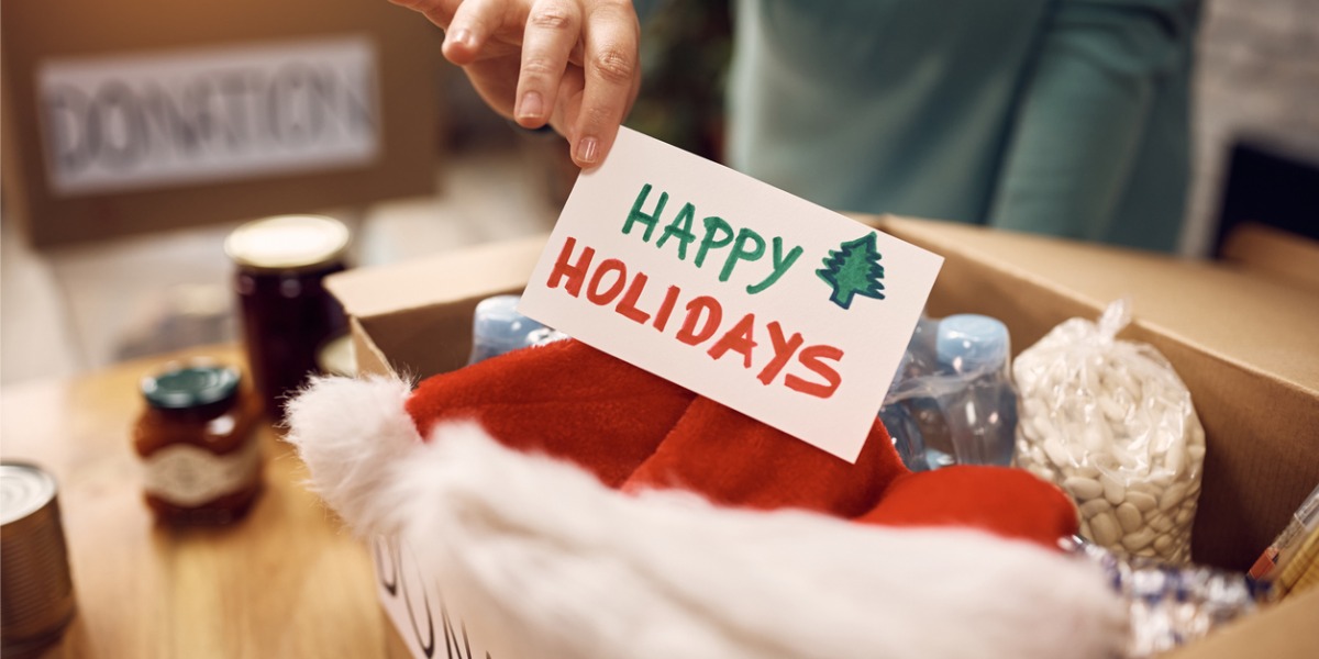 Volunteering Over the Holidays: How Can I Make a Difference?