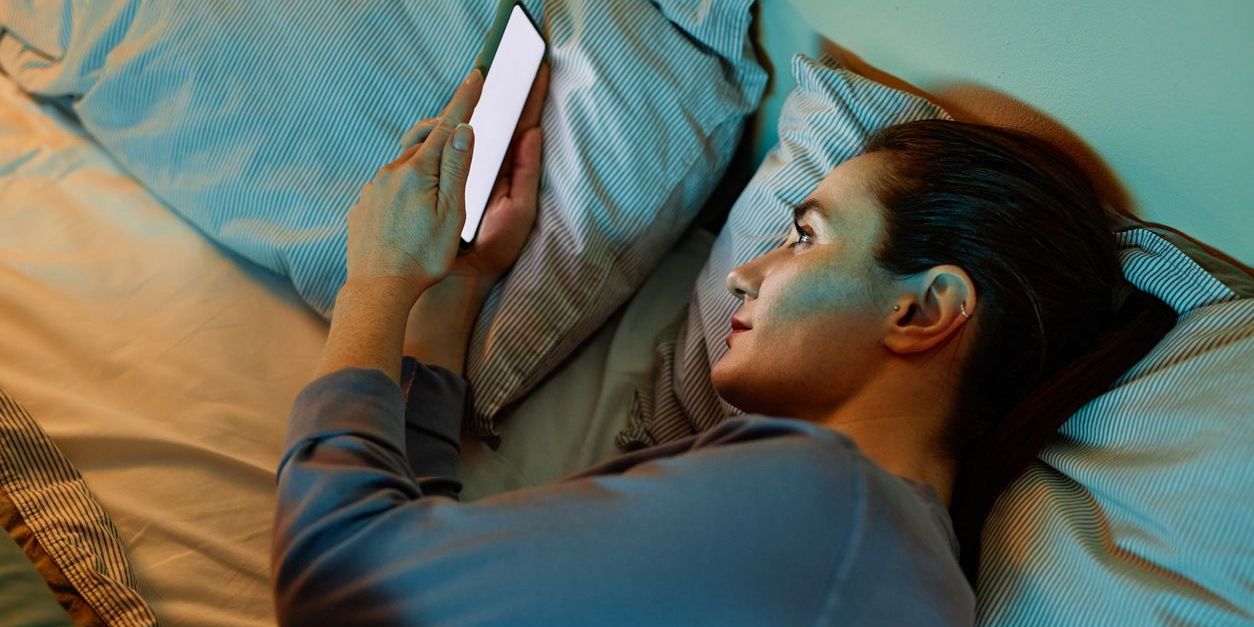 Does Staying Up Late Increase Depression Risk?
