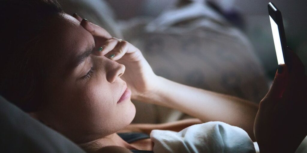 Does the Way You Use Your Smartphone at Night Predict Your Level of Suicide Risk the Next Day?