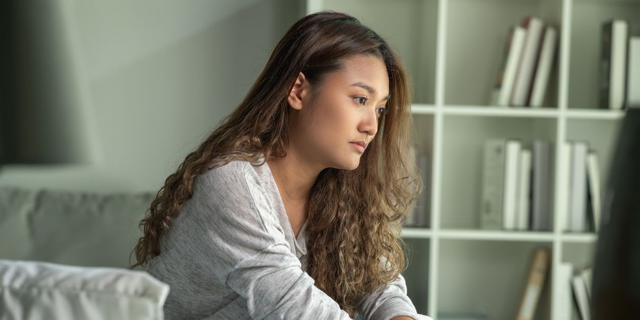 woman with undiagnosed bipolar disorder